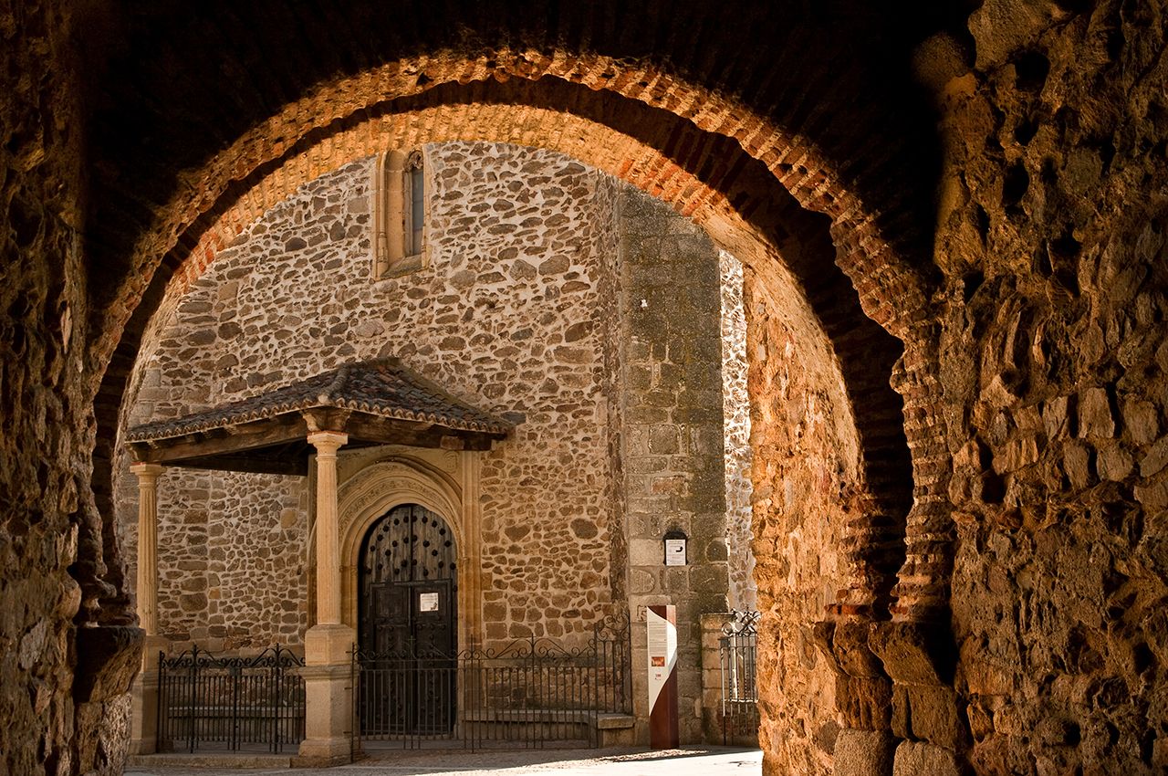 Iglesia mudéjar Buitrago del Lozoya ©Javier Sánchez - ©Comunidad de Madrid