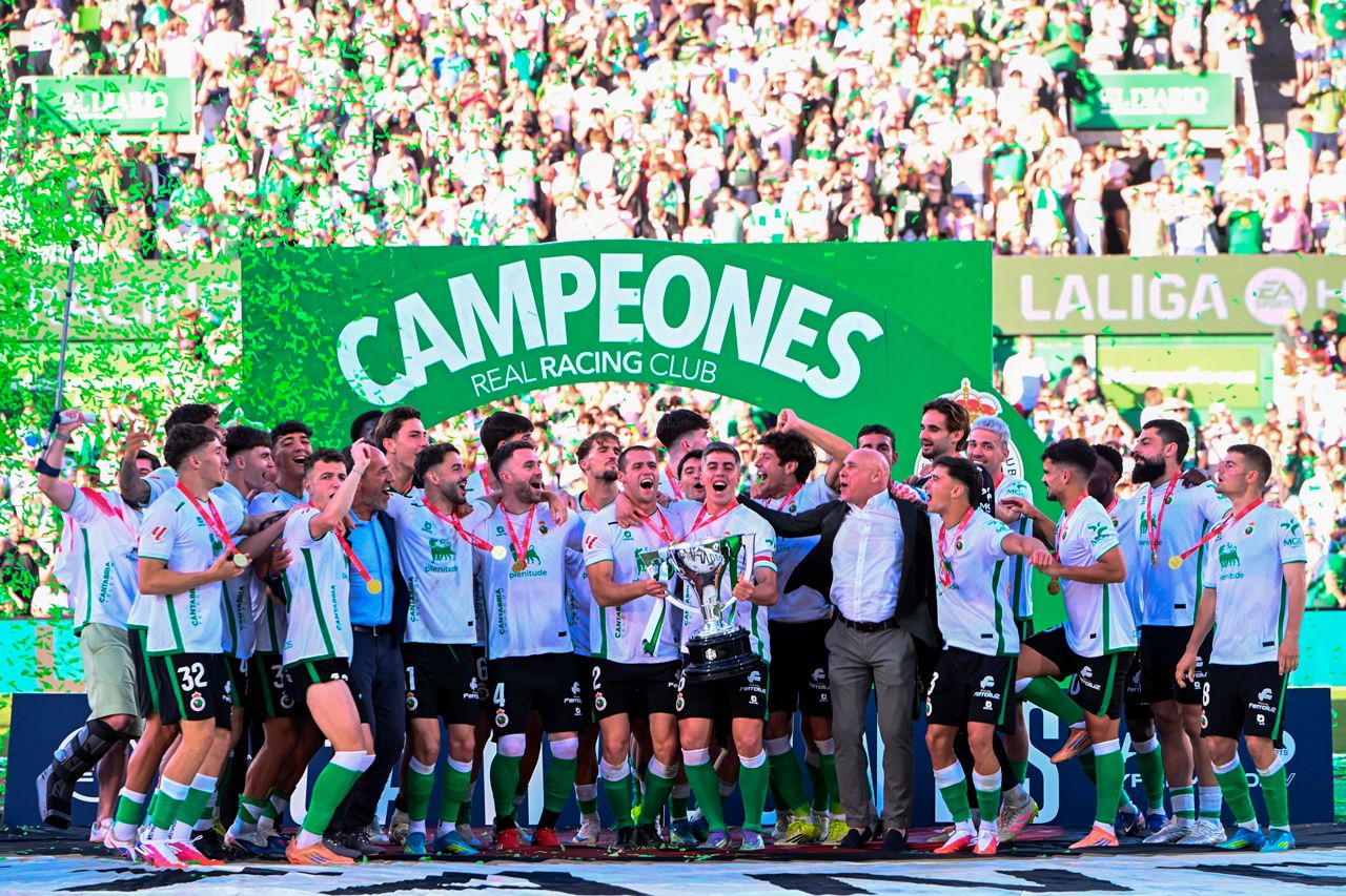 El R. Racing Club concluyó la temporada 2025/2026 con el éxito de proclamarse campeón de LALIGA HYPERMOTION - Foto: LALIGA.
