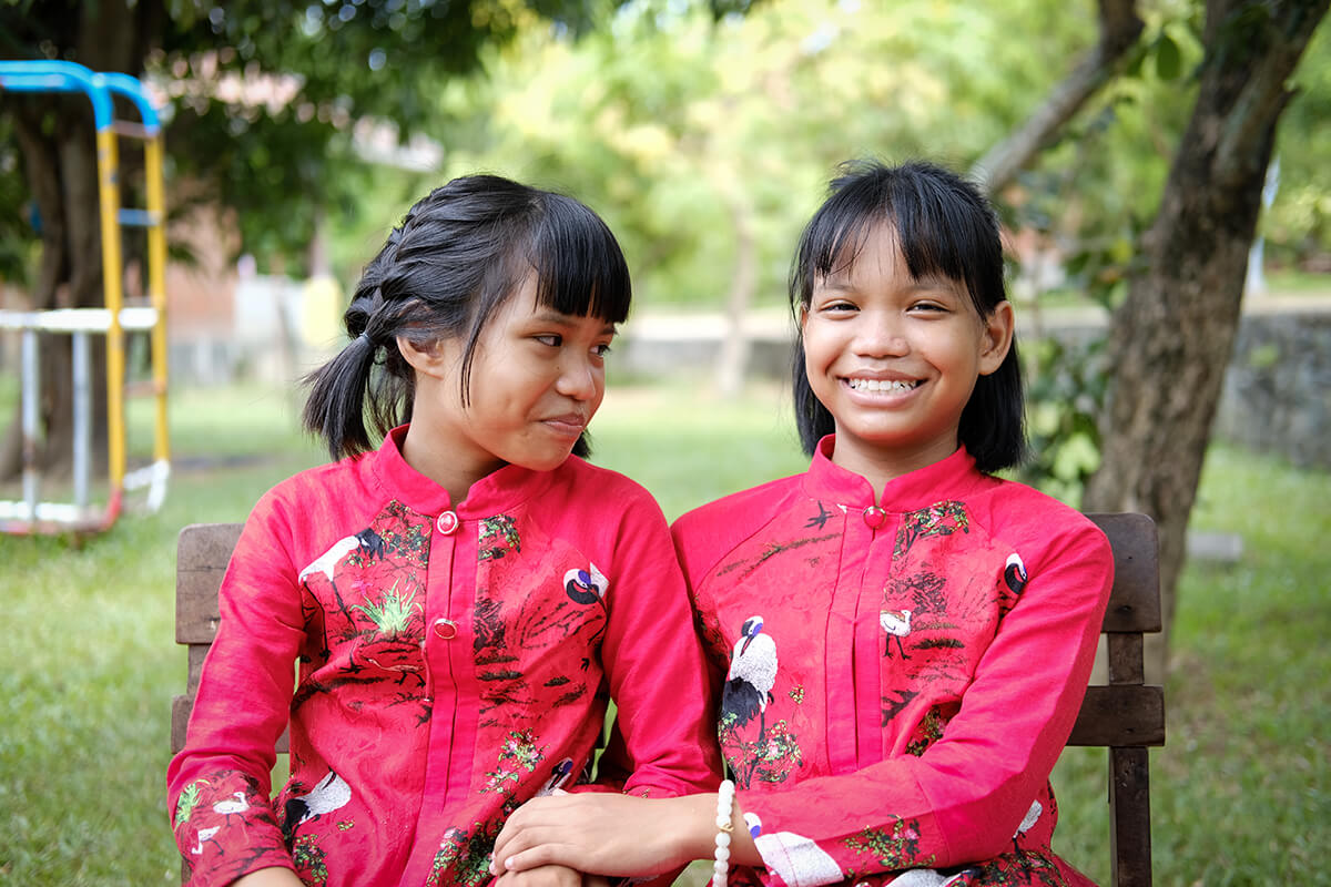 Juntos porque somos hermanos - Aldeas Infantiles SOS, Vietnam.